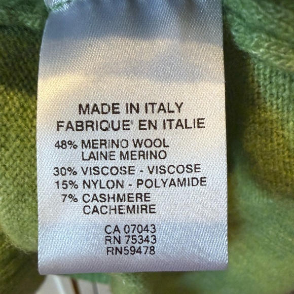 Wool and cashmere Elegant Lime Green Women's Crew Neck Sweater - Picture 5 of 7